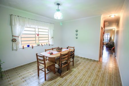 Casa à venda com 220m², 3 quartos e 3 vagasCopa