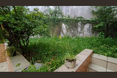 Casa à venda com 220m², 3 quartos e 3 vagasÁrea comum