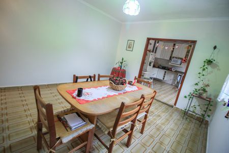 Casa à venda com 220m², 3 quartos e 3 vagasCopa