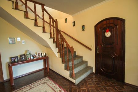 Casa à venda com 220m², 3 quartos e 3 vagasSala