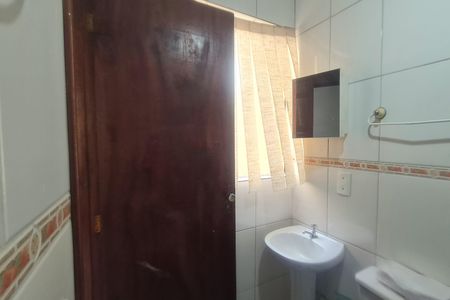 Banheiro de casa para alugar com 1 quarto, 60m² em Parque Continental, Guarulhos