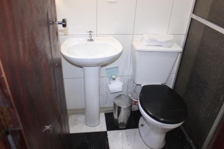 Banheiro de casa para alugar com 1 quarto, 60m² em Parque Continental, Guarulhos