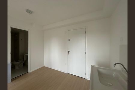 Sala e Cozinha de apartamento para alugar com 1 quarto, 29m² em Jardim Jaragua (sao Domingos), São Paulo