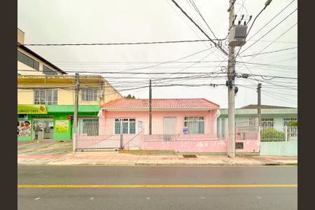 Casa para alugar com 138m², 3 quartos e 2 vagasFachada