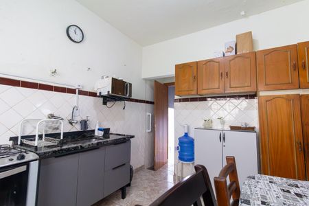 Casa à venda com 217m², 2 quartos e 2 vagasCozinha