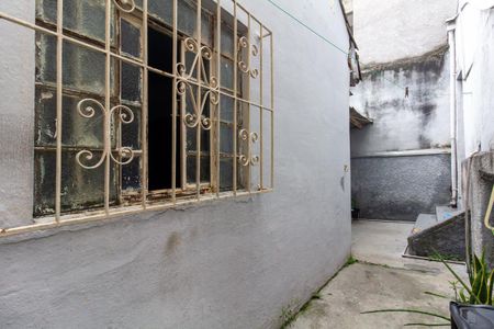 Casa à venda com 217m², 2 quartos e 2 vagasQuintal e área de serviço