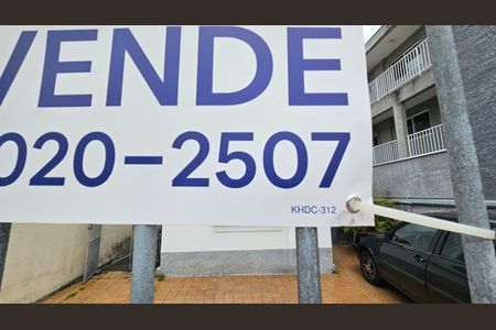 Casa à venda com 217m², 2 quartos e 2 vagasFachada - plaquinha