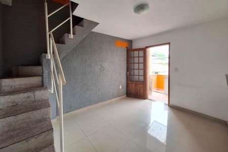 Casa à venda com 80m², 3 quartos e sem vagaSala