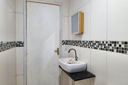 Casa à venda com 80m², 3 quartos e sem vagaBanheiro Social