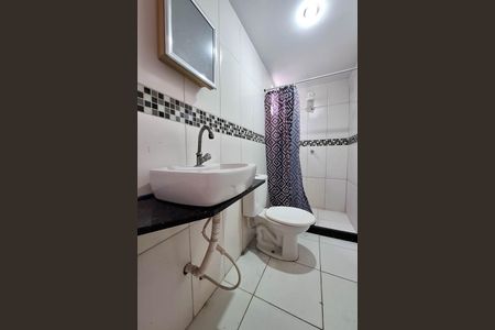 Casa à venda com 80m², 3 quartos e sem vagaBanheiro Social