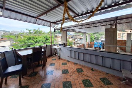 Casa à venda com 80m², 3 quartos e sem vagaVaranda