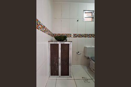 Casa à venda com 80m², 3 quartos e sem vagaBanheiro da Suíte 1