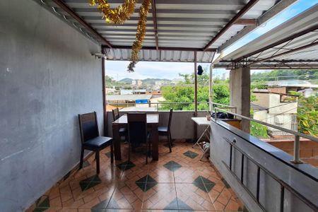 Casa à venda com 80m², 3 quartos e sem vagaVaranda