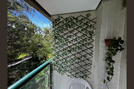 Apartamento à venda com 84m², 3 quartos e 2 vagas Apartamento à venda com 84m², 3 quartos e 2 vagasVaranda da Sala