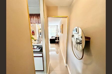 Apartamento à venda com 84m², 3 quartos e 2 vagas Apartamento à venda com 84m², 3 quartos e 2 vagasEntrada