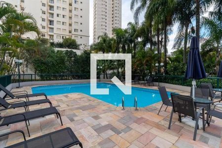 Apartamento à venda com 84m², 3 quartos e 2 vagas Apartamento à venda com 84m², 3 quartos e 2 vagasÁrea comum - Piscina