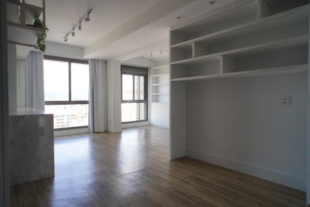 Sala  de apartamento à venda com 1 quarto, 73m² em Centro Histórico, Porto Alegre