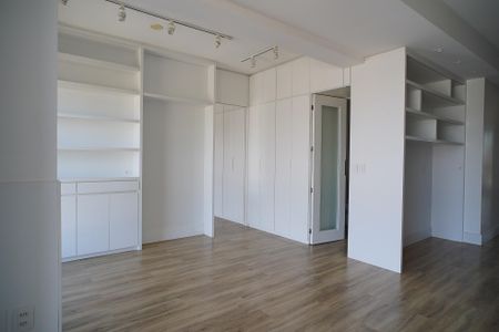 Apartamento à venda com 73m², 1 quarto e 1 vagaSala