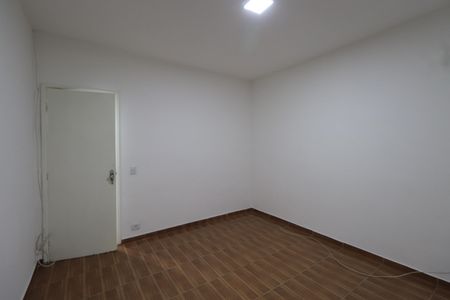 Casa para alugar com 90m², 2 quartos e 2 vagasQuarto 1
