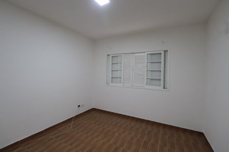 Casa para alugar com 90m², 2 quartos e 2 vagasQuarto 1
