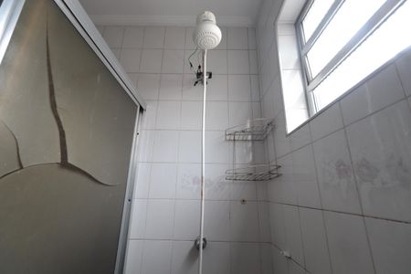 Casa para alugar com 90m², 2 quartos e 2 vagasBanheiro