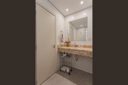 Apartamento à venda com 100m², 3 quartos e sem vagaBanheiro