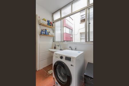 Apartamento à venda com 100m², 3 quartos e sem vagaCozinha e Área de Serviço