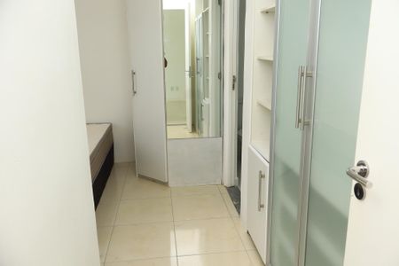 Apartamento para alugar com 71m², 2 quartos e 2 vagasBanheiro Social
