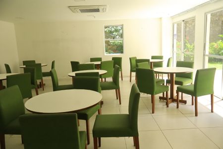 Apartamento para alugar com 71m², 2 quartos e 2 vagasÁrea comum - Salão de festas