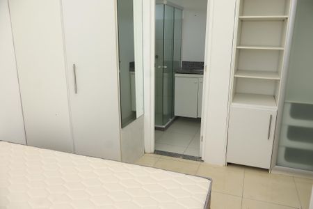 Quarto 1 de apartamento para alugar com 2 quartos, 71m² em Brotas, Salvador