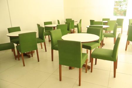 Apartamento para alugar com 71m², 2 quartos e 2 vagasÁrea comum - Salão de festas