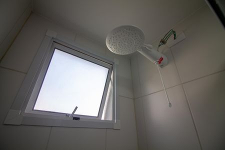 Banheiro da Suíte de apartamento para alugar com 1 quarto, 27m² em Campo Belo, São Paulo