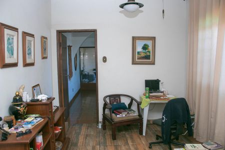 Sala de casa para alugar com 3 quartos, 180m² em Fernão Dias, Belo Horizonte