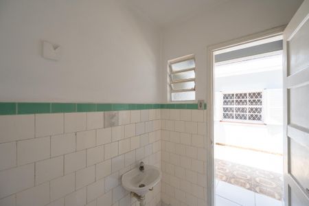 Casa à venda com 275m², 3 quartos e 4 vagasBanheiro de Serviço