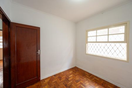 Casa à venda com 275m², 3 quartos e 4 vagasQuarto 3