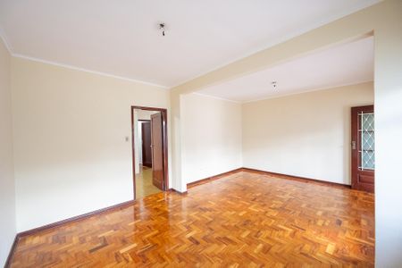 Sala de casa à venda com 3 quartos, 250m² em Planalto Paulista, São Paulo