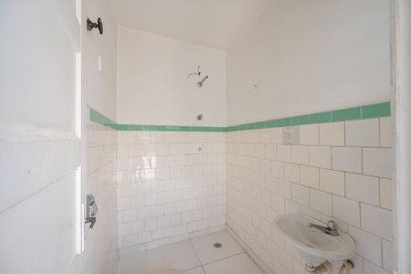 Casa à venda com 275m², 3 quartos e 4 vagasBanheiro de Serviço