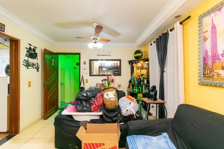 Casa para alugar com 250m², 5 quartos e 4 vagas Casa para alugar com 250m², 5 quartos e 4 vagasSala