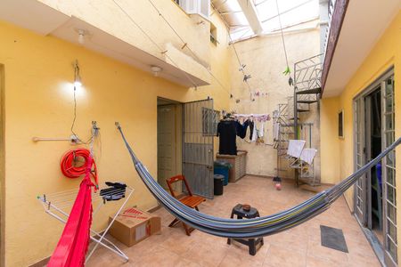 Casa para alugar com 250m², 5 quartos e 4 vagas Casa para alugar com 250m², 5 quartos e 4 vagasQuintal