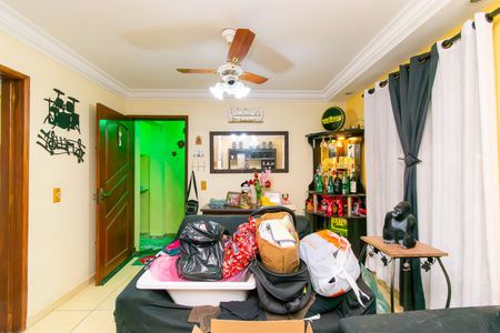 Sala de casa à venda com 5 quartos, 250m² em Parque Residencial Oratorio, São Paulo