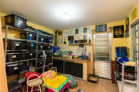 Casa para alugar com 250m², 5 quartos e 4 vagas Casa para alugar com 250m², 5 quartos e 4 vagasQuarto de Serviço