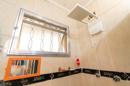 Casa para alugar com 250m², 5 quartos e 4 vagas Casa para alugar com 250m², 5 quartos e 4 vagasBanheiro da Suíte