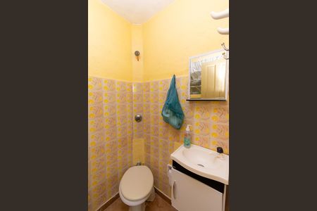 Casa para alugar com 250m², 5 quartos e 4 vagas Casa para alugar com 250m², 5 quartos e 4 vagasBanheiro de Serviço