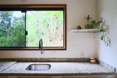 Casa para alugar com 3 quartos, 200m² em Lagoa da Conceição, Florianópolis