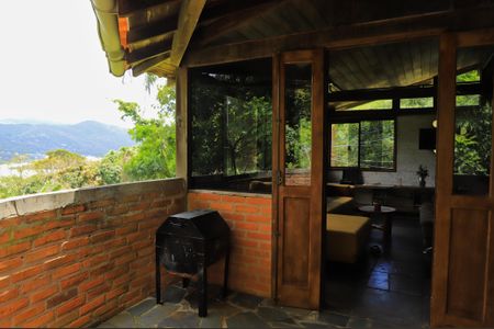 Casa para alugar com 3 quartos, 200m² em Lagoa da Conceição, Florianópolis