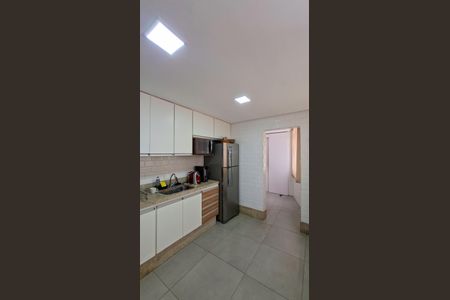 Cozinha de apartamento à venda com 2 quartos, 70m² em Anchieta, Belo Horizonte