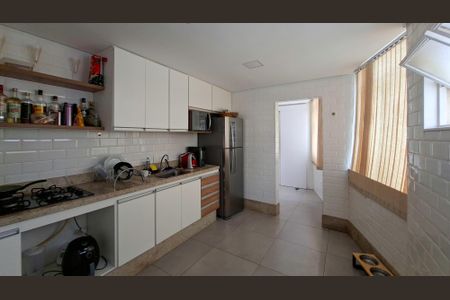 Cozinha de apartamento à venda com 2 quartos, 70m² em Anchieta, Belo Horizonte