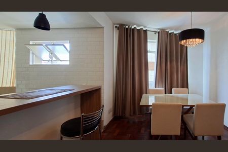 Sala de apartamento à venda com 2 quartos, 70m² em Anchieta, Belo Horizonte