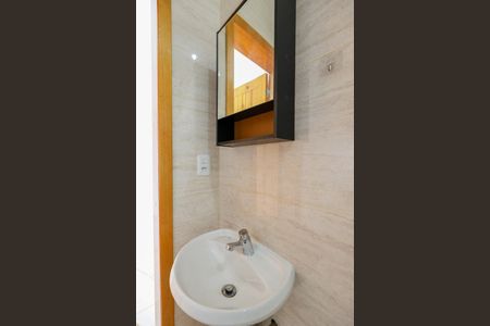 Banheiro de apartamento para alugar com 1 quarto, 49m² em Jardim Sao Salvador, Taboão da Serra