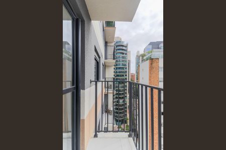 Apartamento para alugar com 27m², 1 quarto e sem vaga Apartamento para alugar com 27m², 1 quarto e sem vagaVaranda